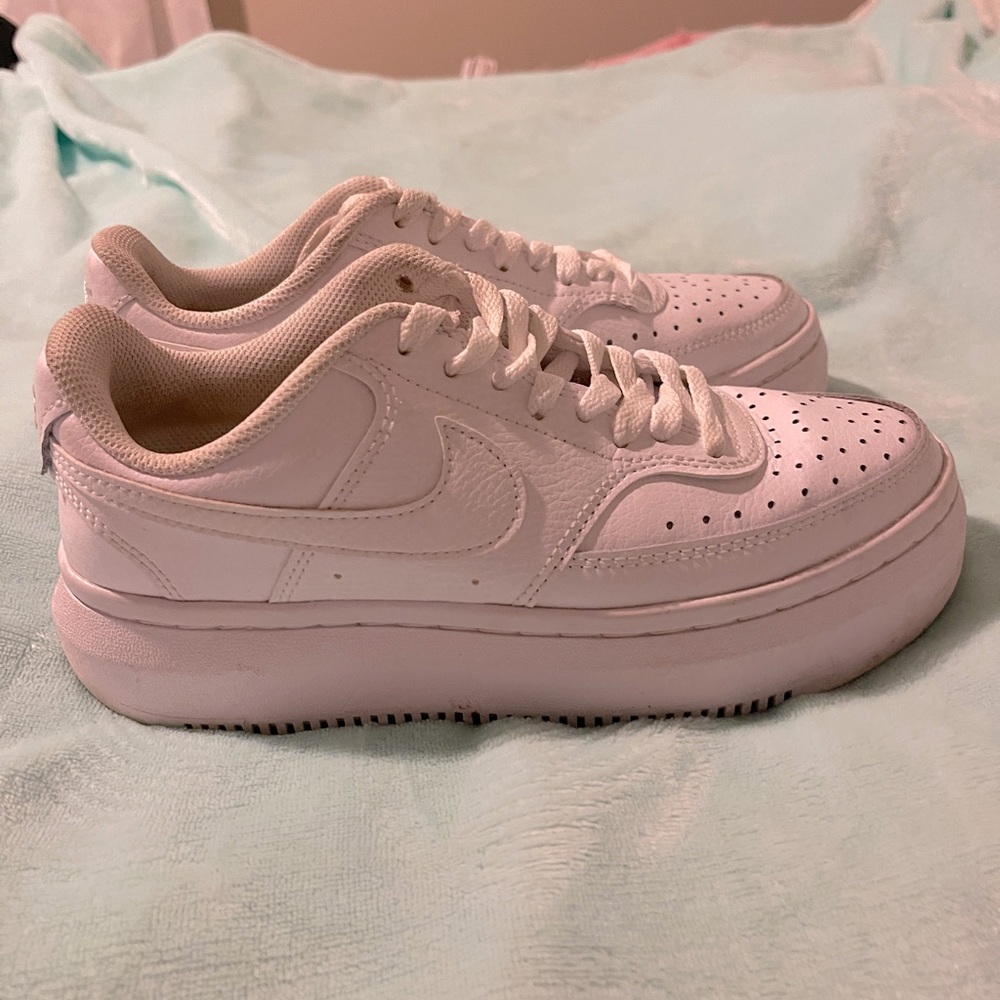 NIKE PLATFORMS